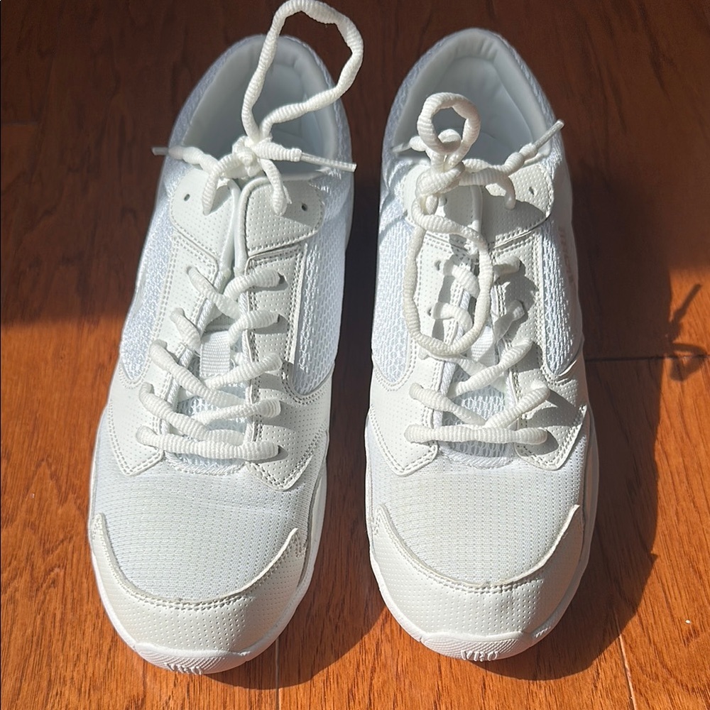 White Athletic cheerleading sneakers- size 8.5